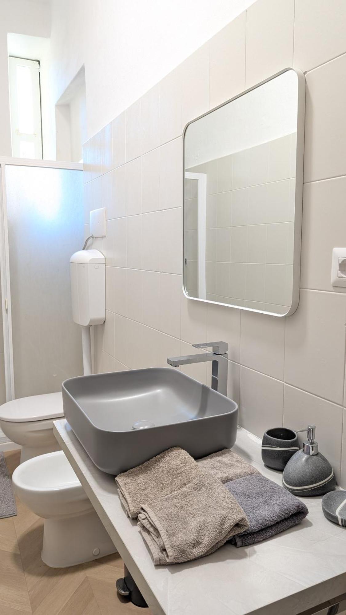 Grand Central 1845 - 2 Bedrooms Design Flat Bergamo Exterior foto